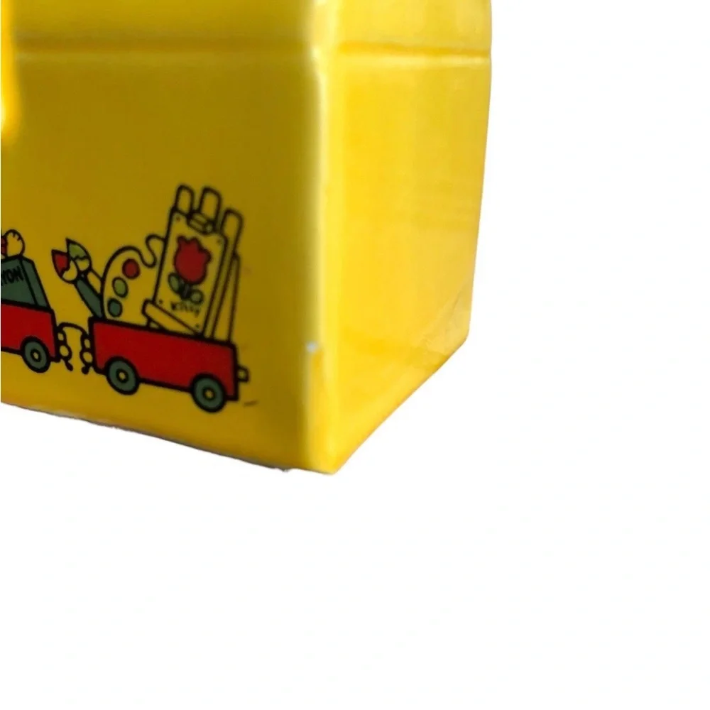 Vintage Sanrio Hello Kitty Yellow Lunchbox Shaped Mini Coin Bank 1976